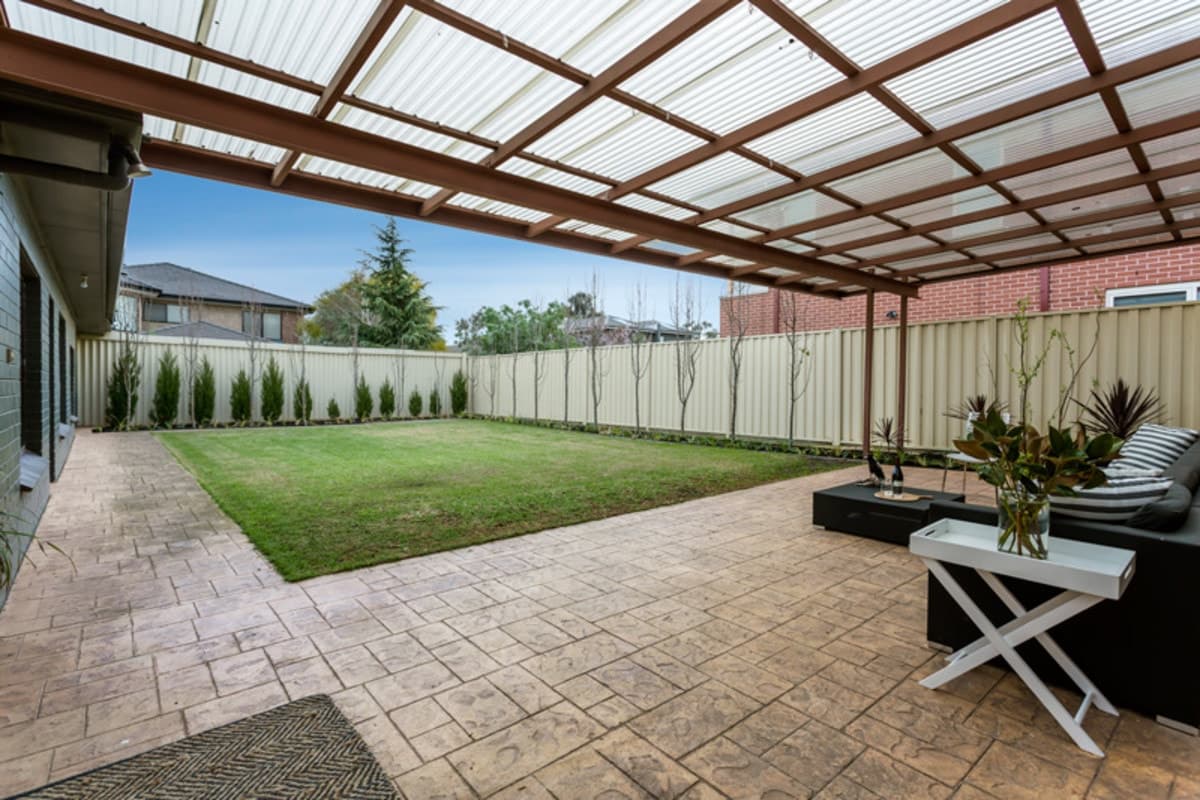 26 Wallace Crescent, STRATHMORE VIC 3041, Strathmore - Thumbnail 2