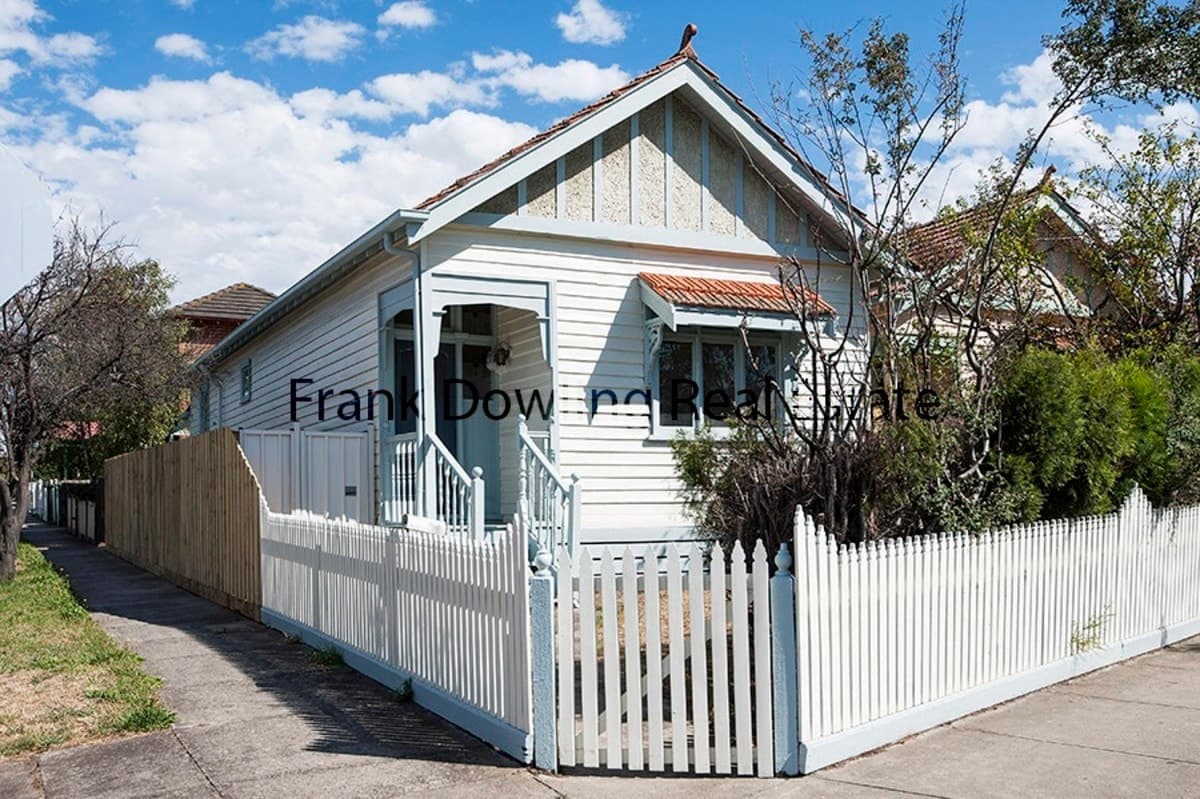 107 LINCOLN Road, ESSENDON VIC 3040, Essendon - Image 1