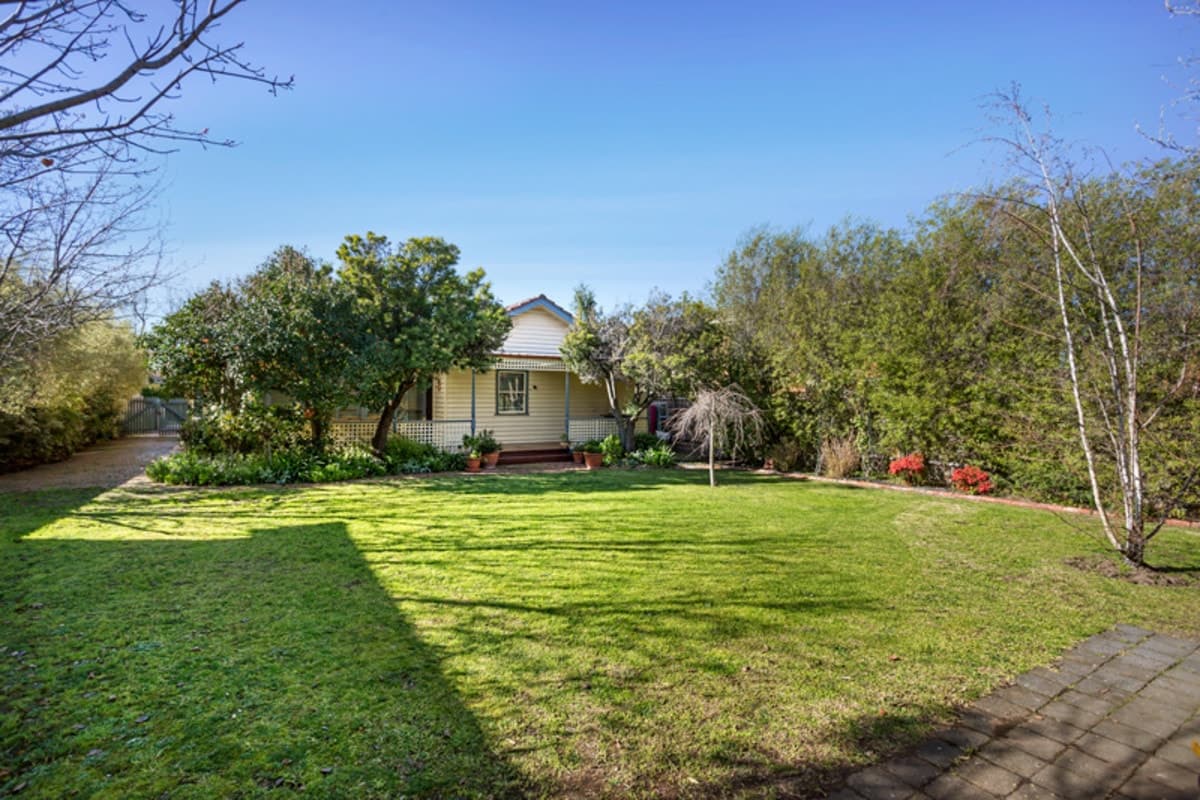 5 Ballater Street, ESSENDON VIC 3040, Essendon - Thumbnail 5