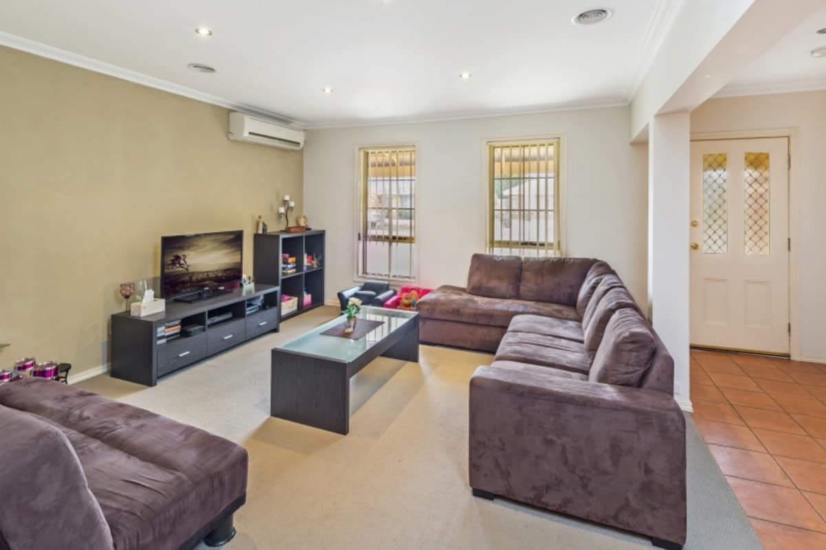 10 Vine Court, HILLSIDE VIC 3037, Hillside - Thumbnail 2