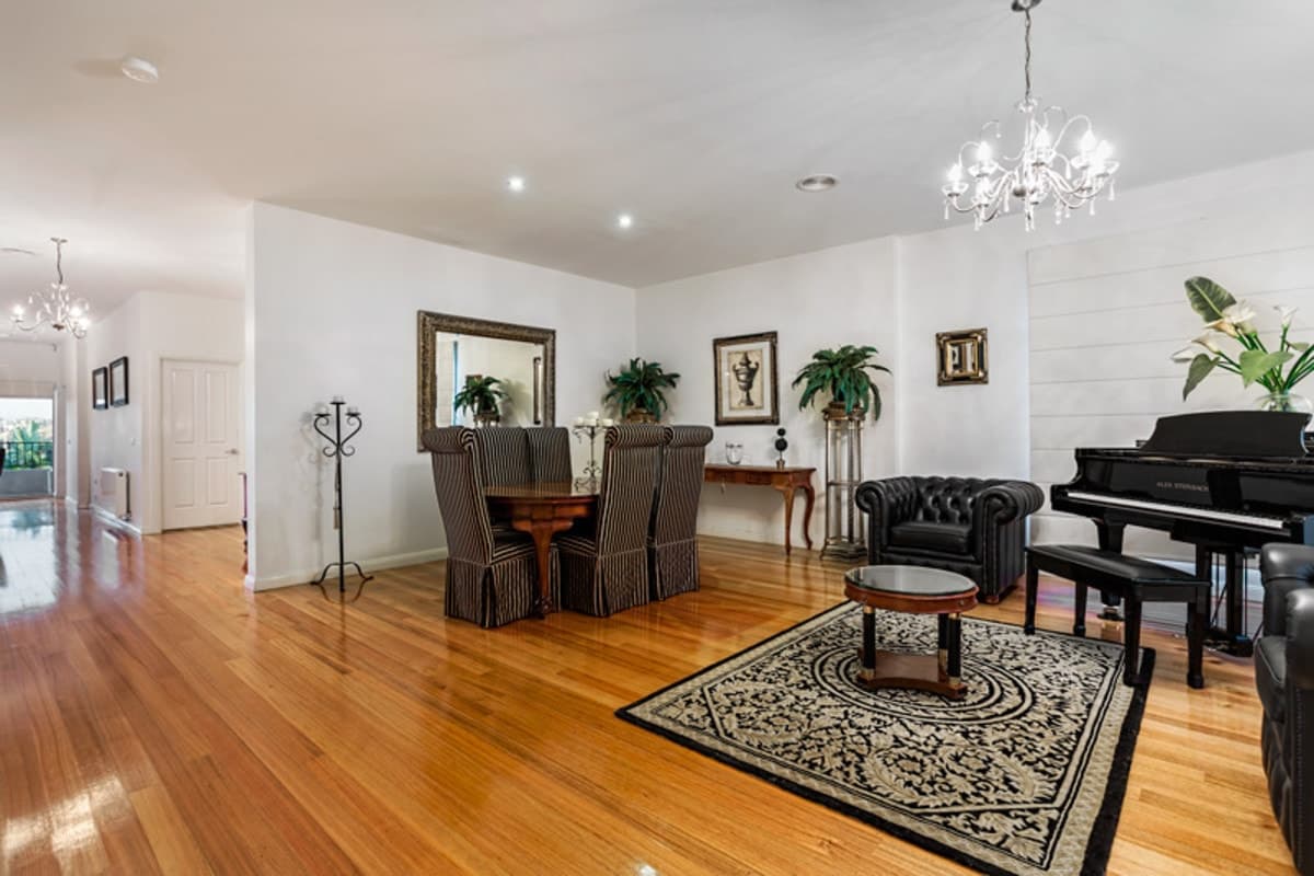 70 Lebanon Street, STRATHMORE VIC 3041, Strathmore - Thumbnail 2