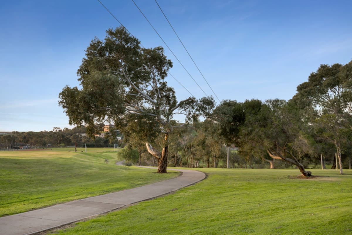 82 Strathnaver Avenue, STRATHMORE VIC 3041, Strathmore - Thumbnail 8