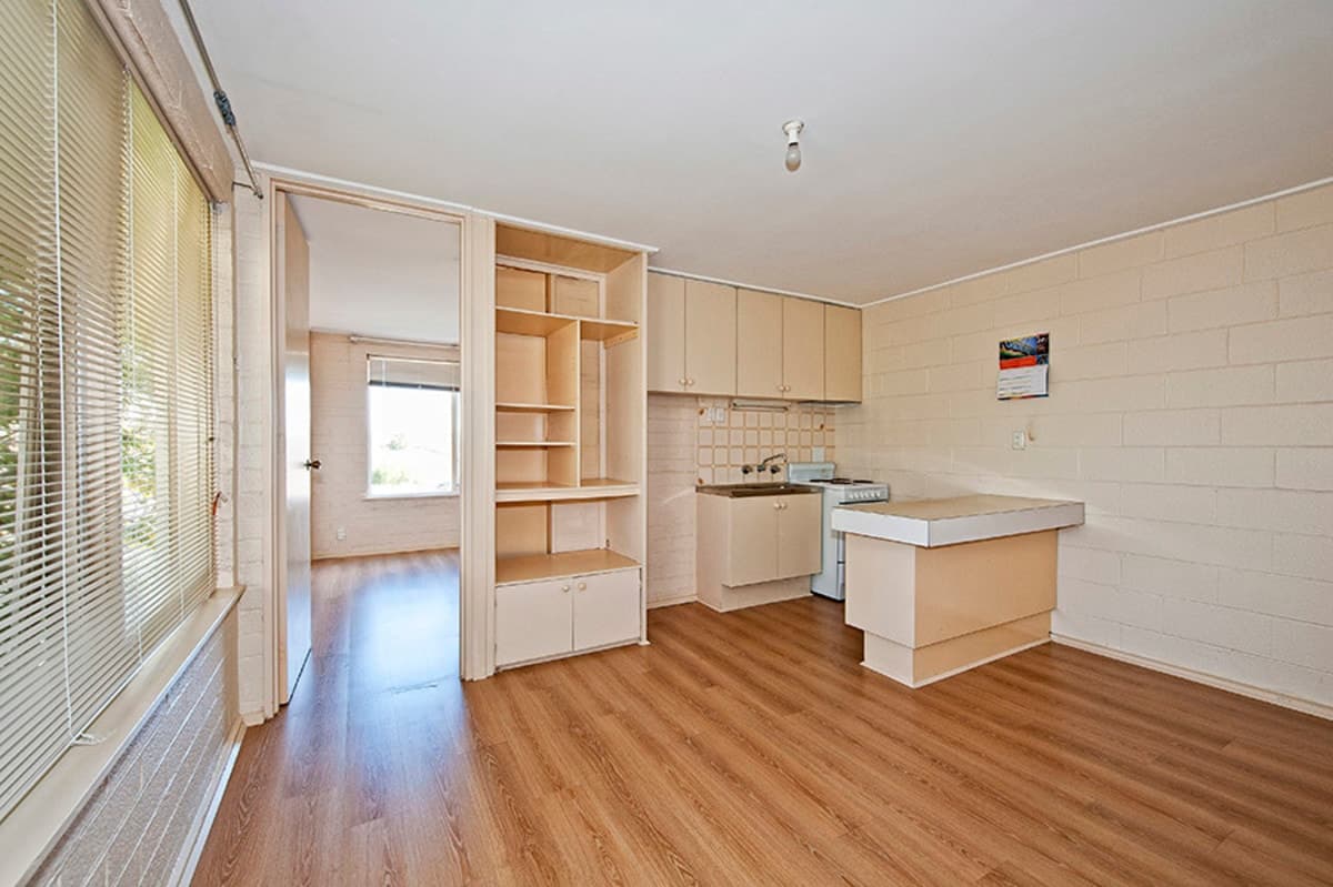 9 / 43 FARNHAM Street, FLEMINGTON VIC 3031, Flemington - Thumbnail 2