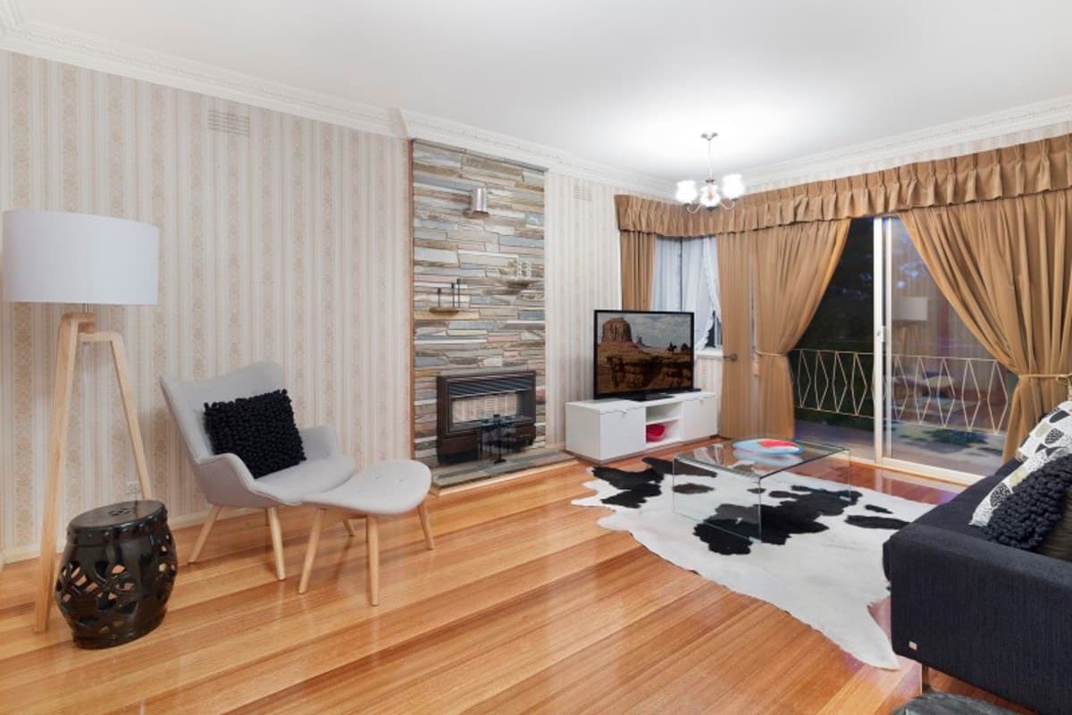 21 Strathnaver Avenue, STRATHMORE VIC 3041, Strathmore - Thumbnail 2