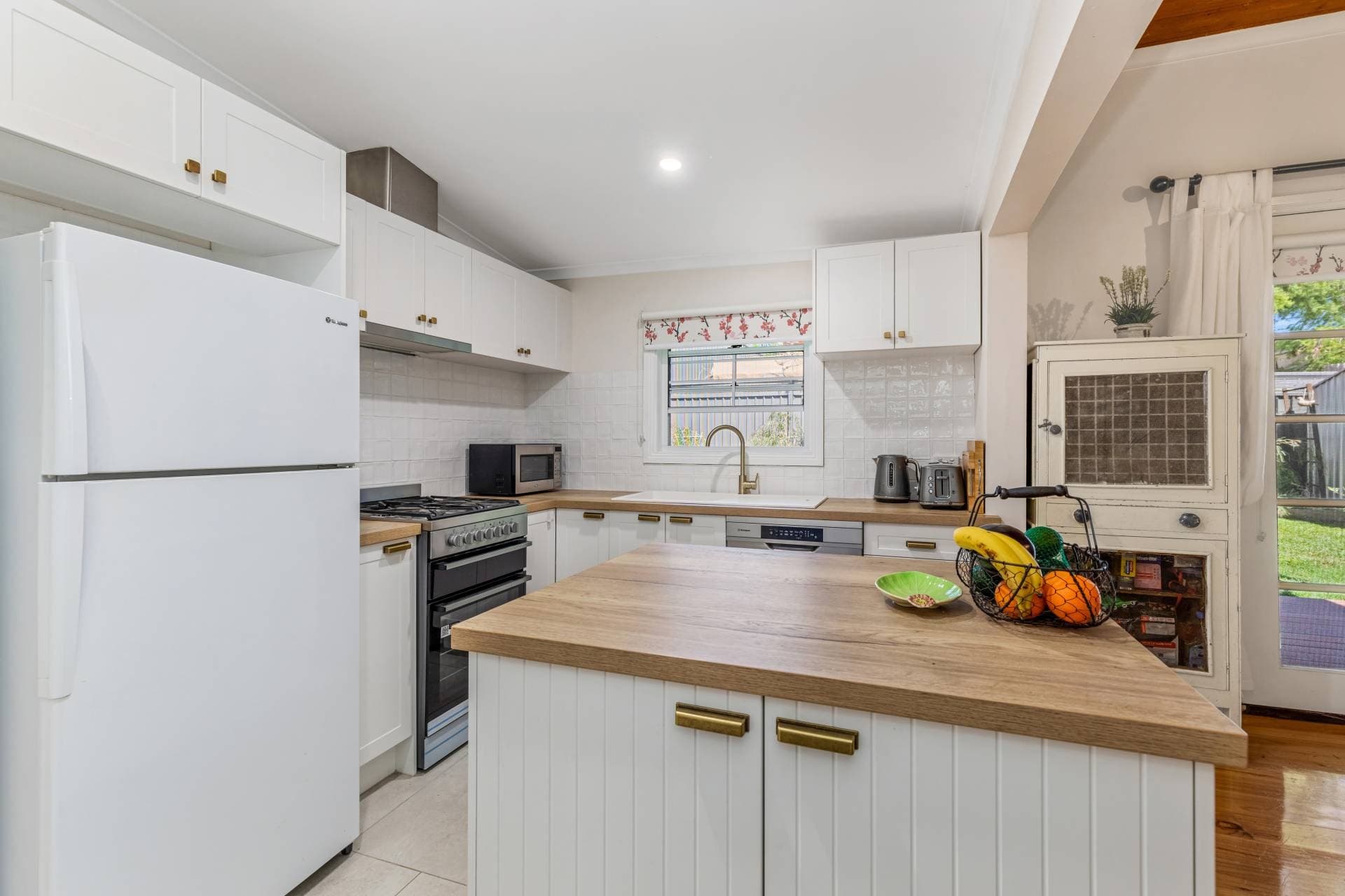 615 Hargreaves St, Bendigo, VIC, Bendigo - Thumbnail 5
