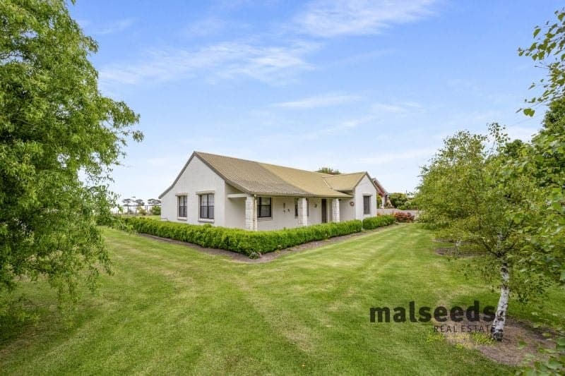 164 Mount Gambier Road Millicent SA, Millicent - Image 1