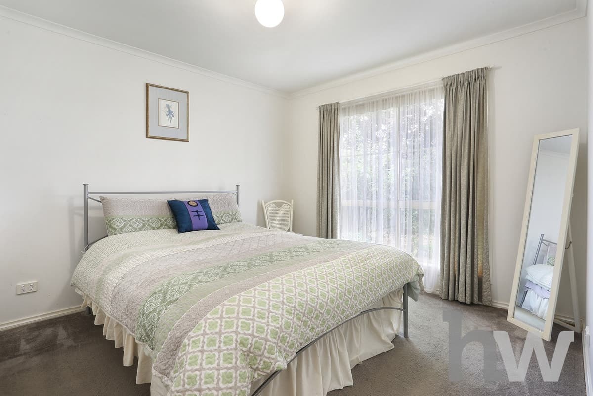 1 / 6 Vincent Court, WHITTINGTON VIC 3219, Whittington - Thumbnail 3