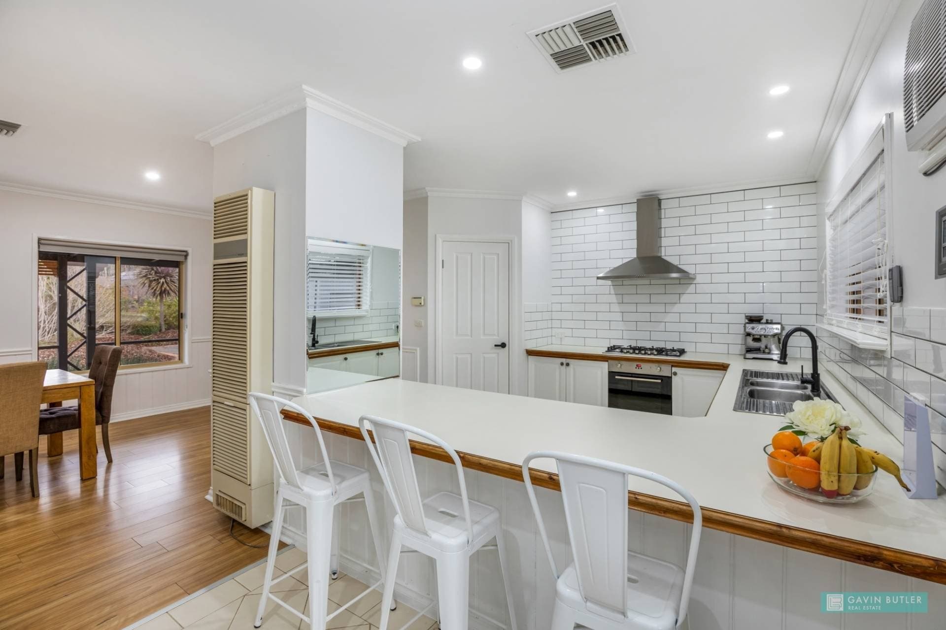6 Conboy Ct, Ascot, VIC, Ascot - Thumbnail 2