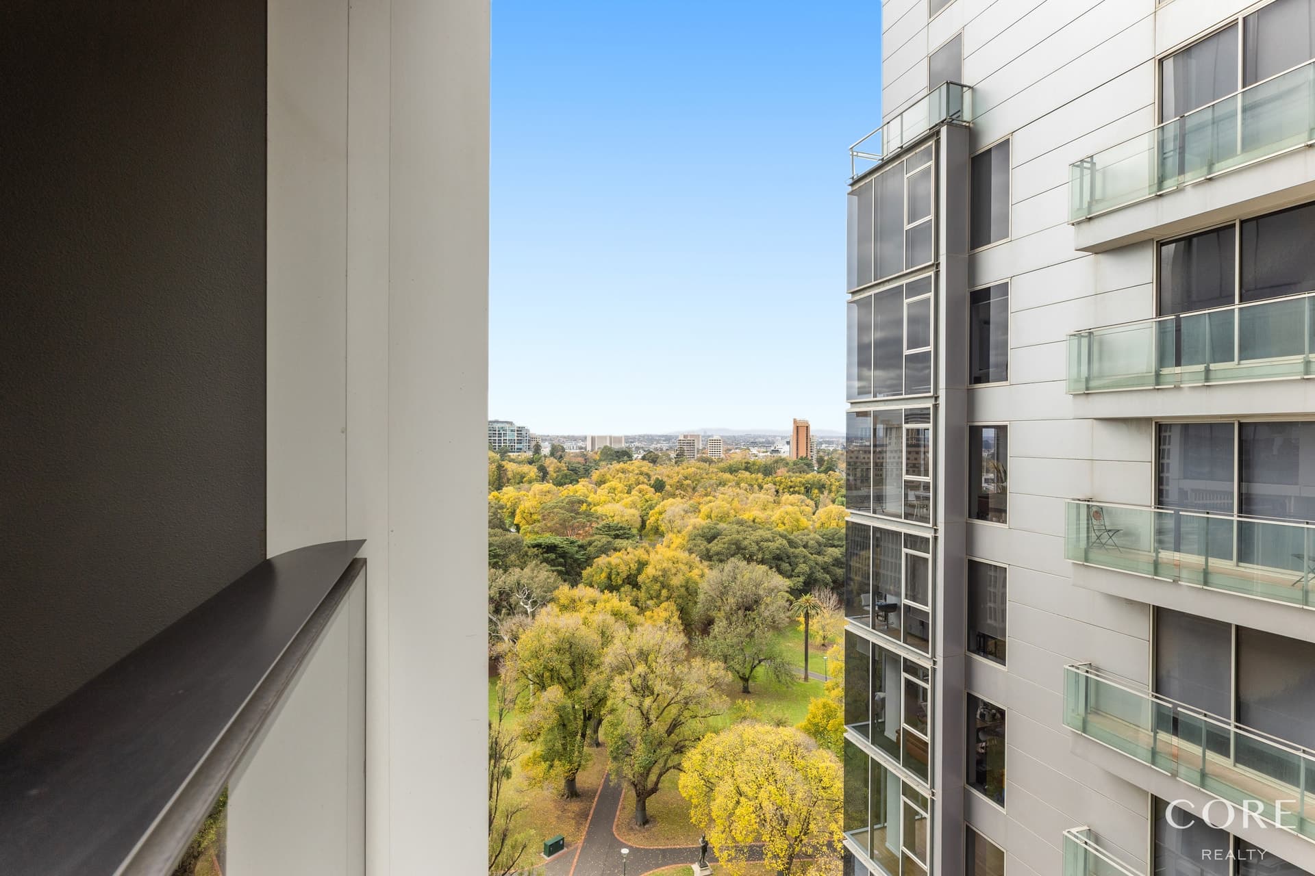 1008/35 Spring Street, Melbourne - Thumbnail 3