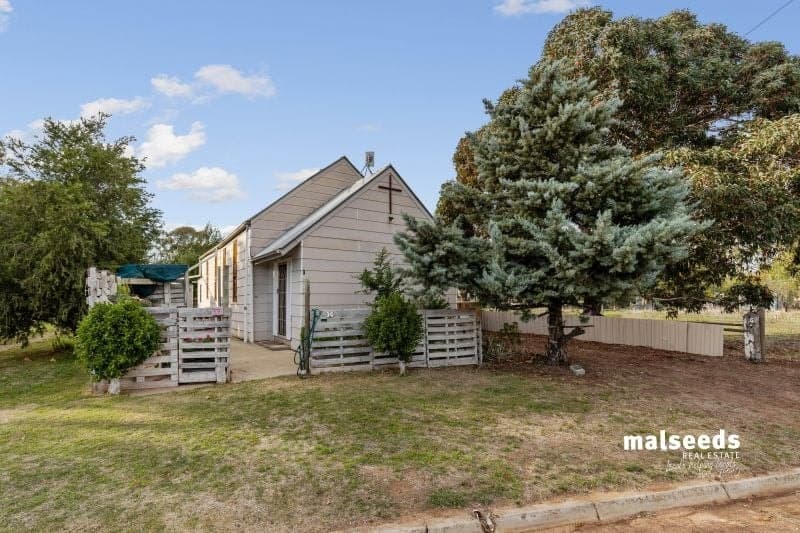 14 Splatt Street Apsley VIC, Apsley - Image 1