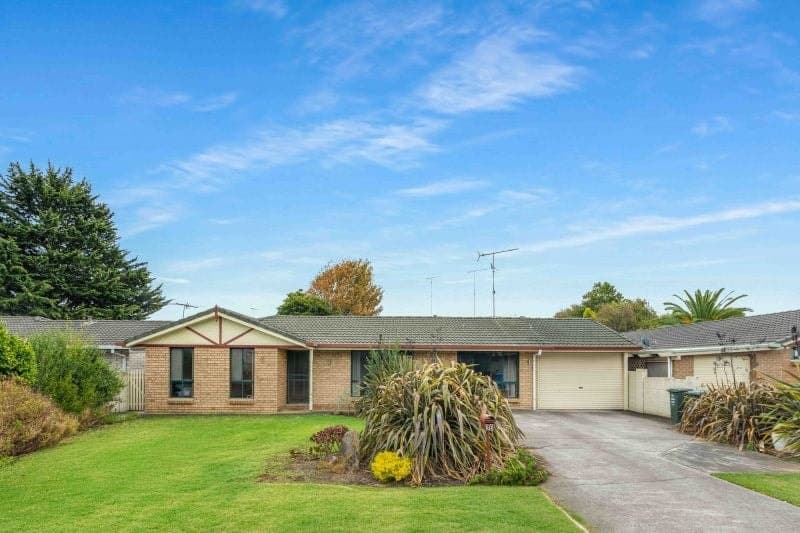 30 Starline Place Mount Gambier SA, Mount Gambier - Image 1