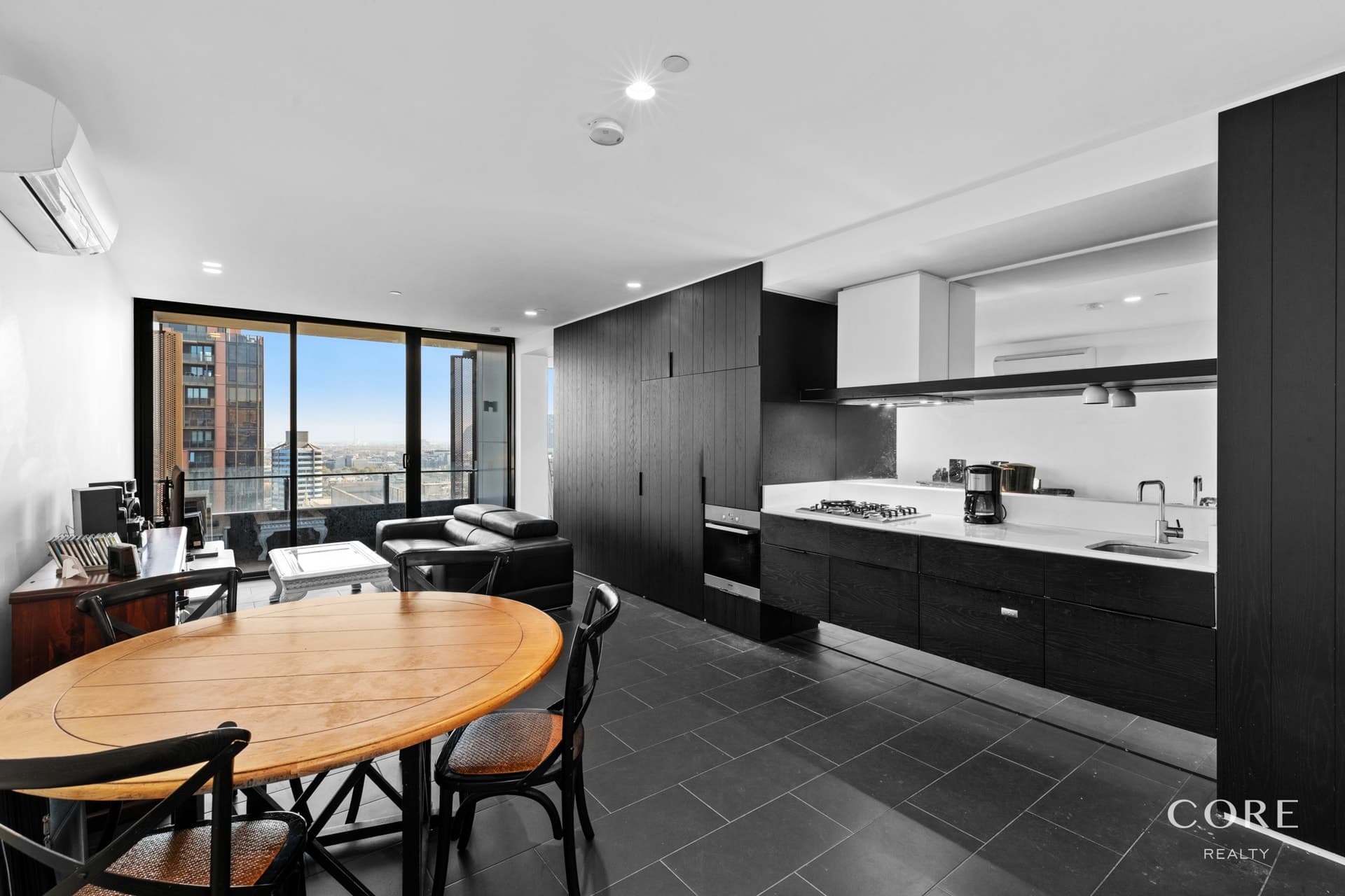 Level 19, 1908/22 Dorcas Street, Southbank - Image 1