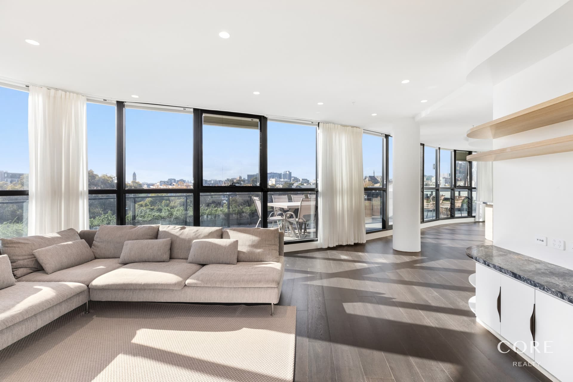 603/107 Roden Street, West Melbourne - Thumbnail 2