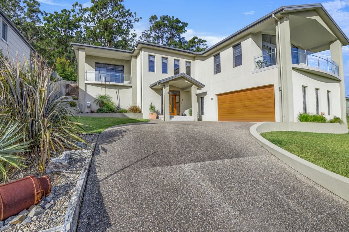 23 Admirals Circle, Lakewood, Lakewood - Thumbnail 2