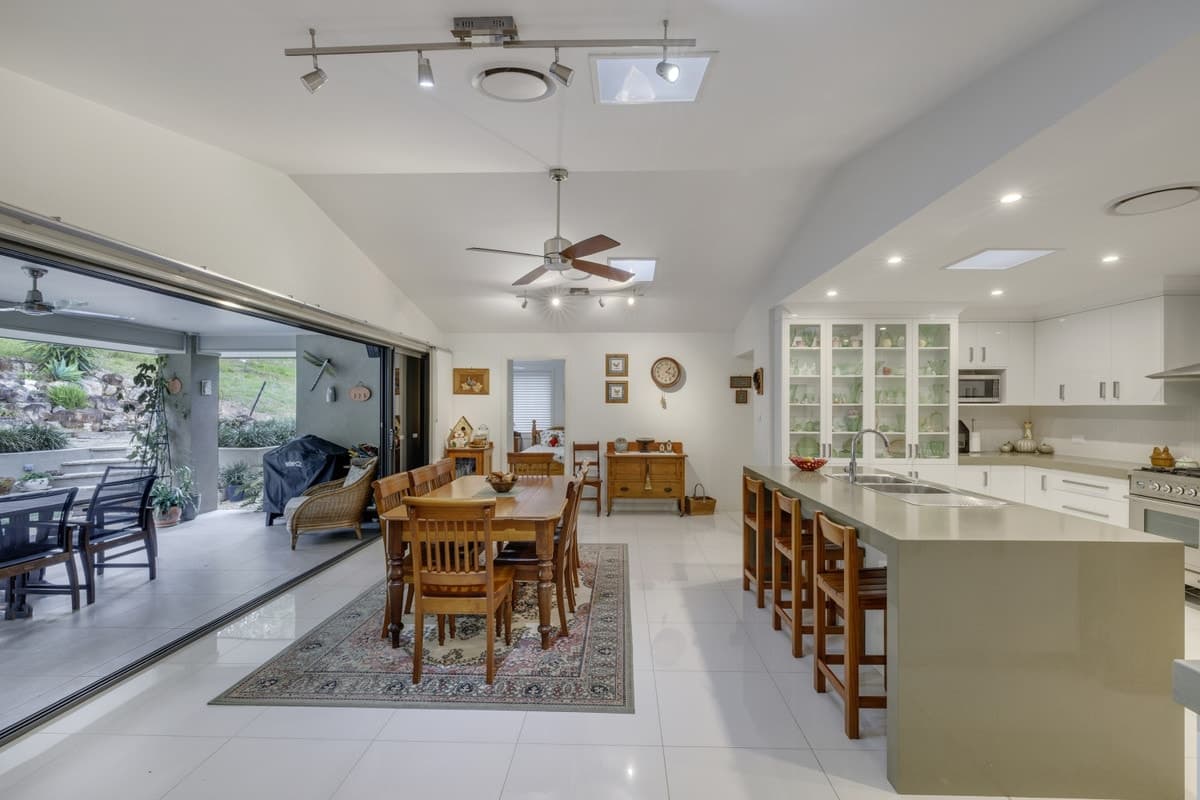 23 Admirals Circle, Lakewood, Lakewood - Thumbnail 5