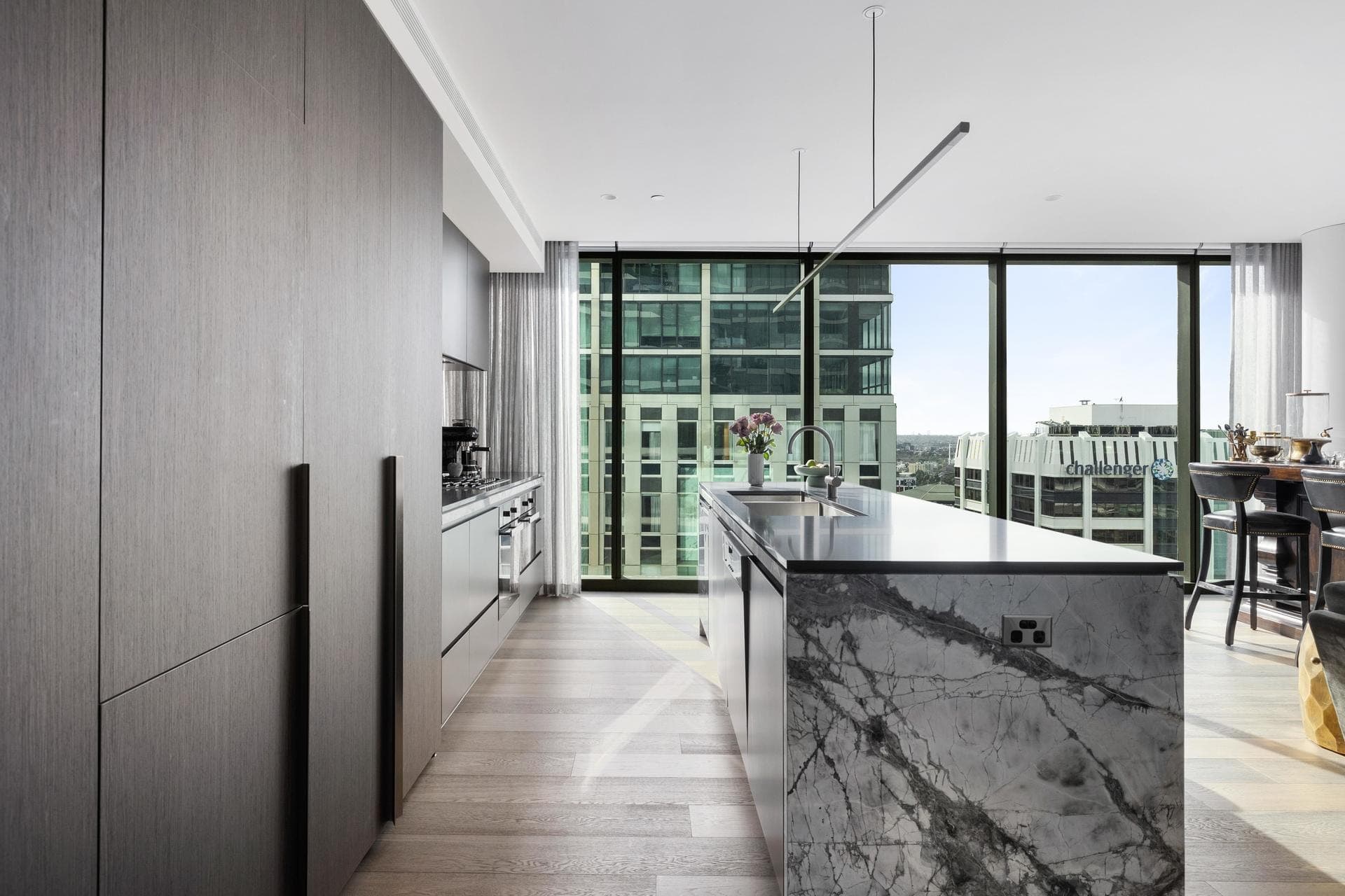 2305/433 Collins Street, Melbourne - Thumbnail 5