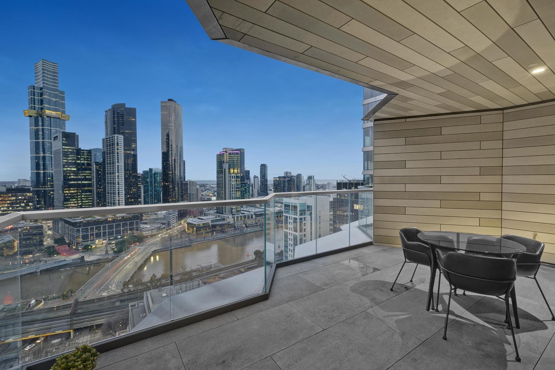 2305/433 Collins Street, Melbourne - Thumbnail 8
