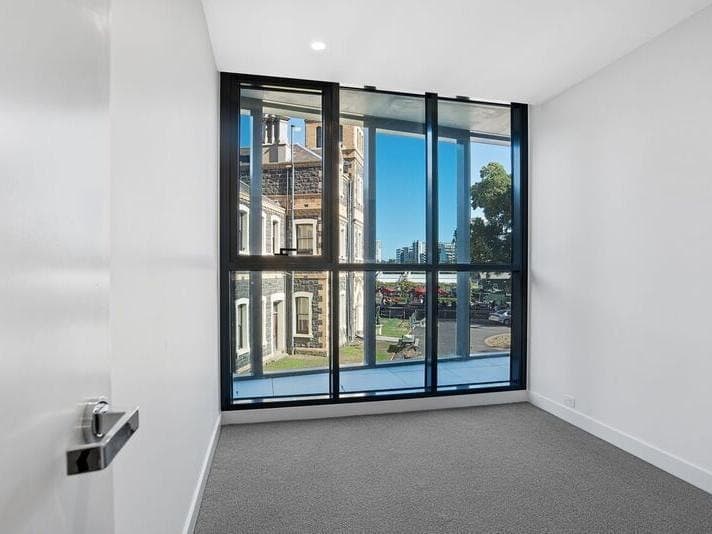 Unit 120/555 St Kilda Road, Melbourne - Thumbnail 4