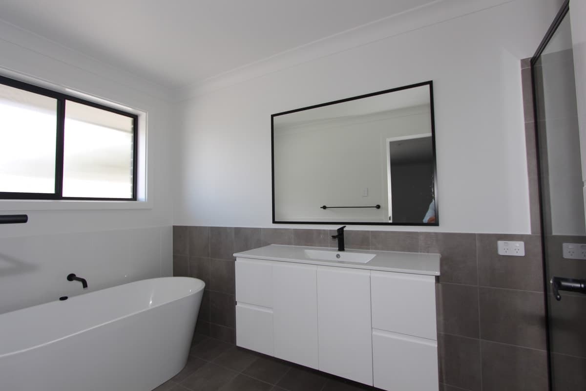 148 Scarborough Way, Dunbogan, Dunbogan - Thumbnail 2