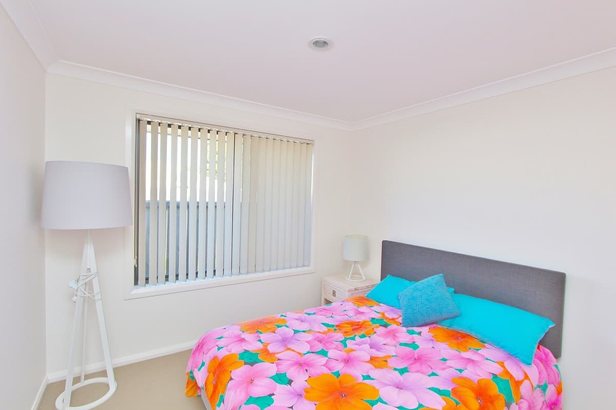 16 Mountain Spring Drive, Kendall, Kendall - Thumbnail 2