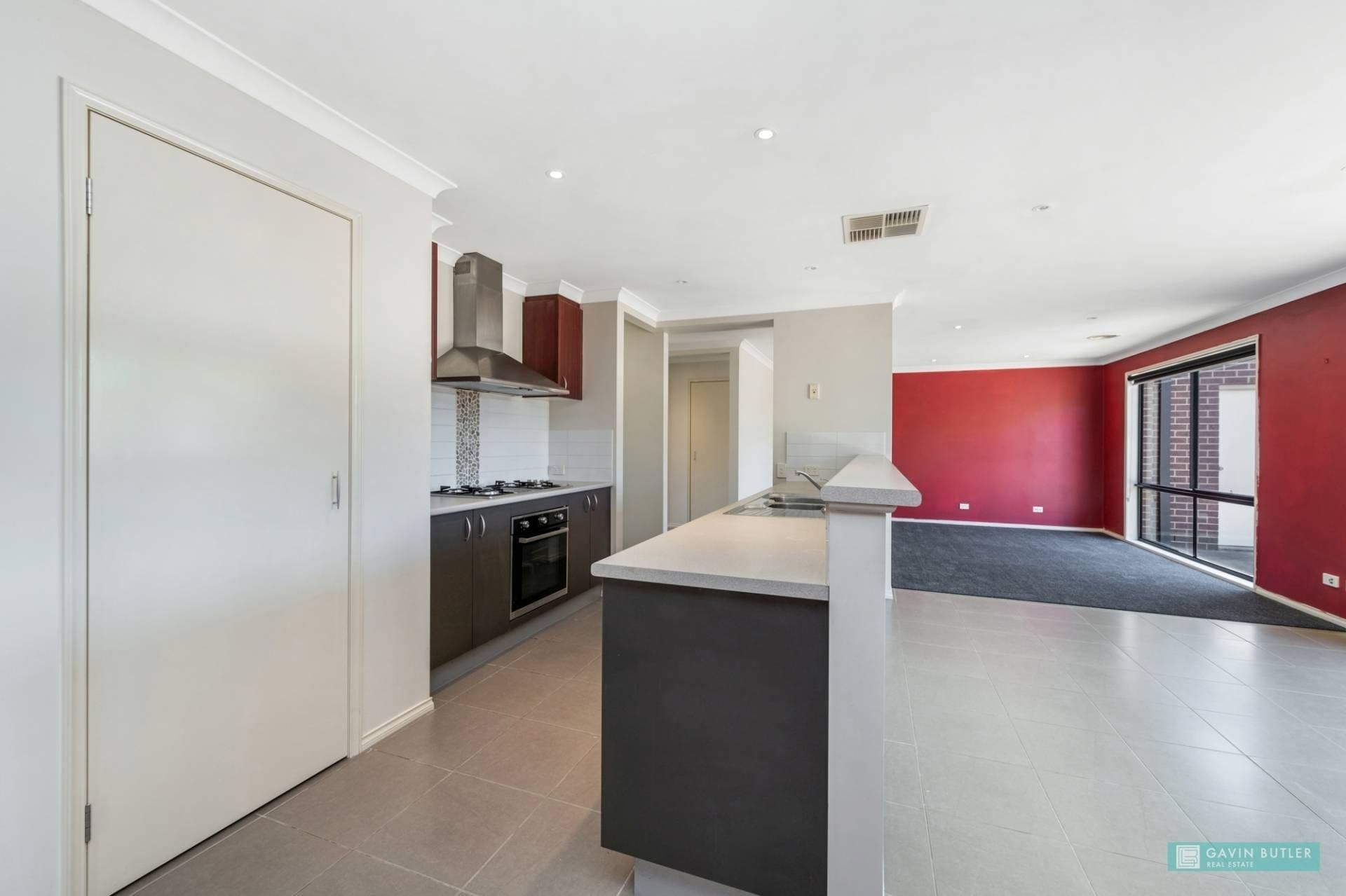 3 Acacia Park Dr, Epsom, VIC, Epsom - Thumbnail 2