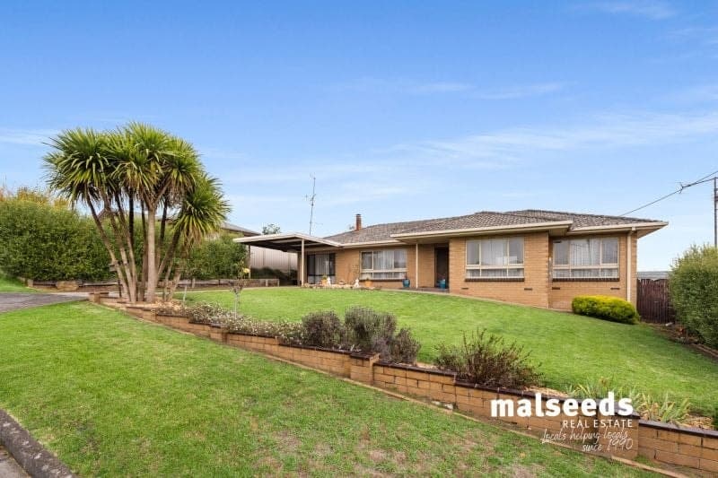 4 Ryan Avenue Mount Gambier SA, Mount Gambier - Image 1