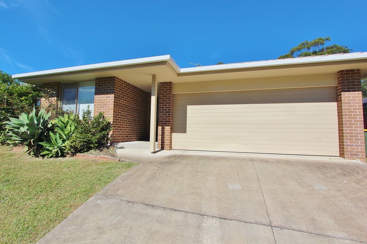 4 Mountain Spring Drive, Kendall, Kendall - Thumbnail 2