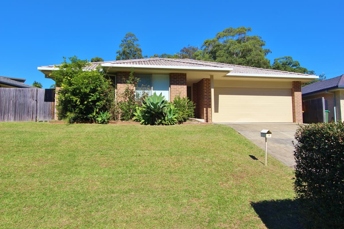 4 Mountain Spring Drive, Kendall, Kendall - Thumbnail 3