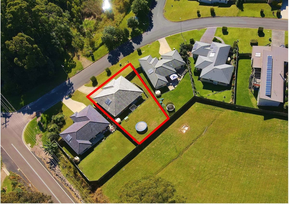 4 Mountain Spring Drive, Kendall, Kendall - Thumbnail 6