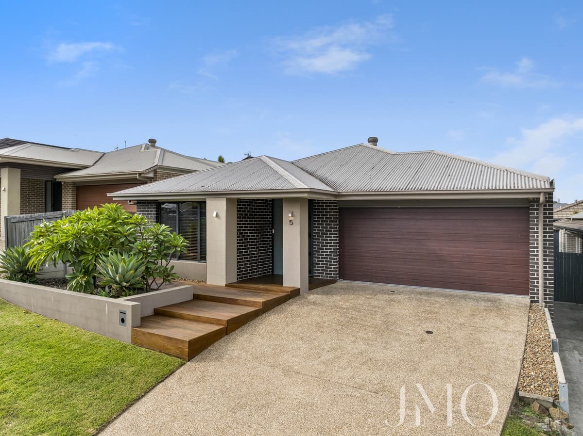 5 Collie Crescent, Ormeau Hills, Ormeau Hills - Image 1