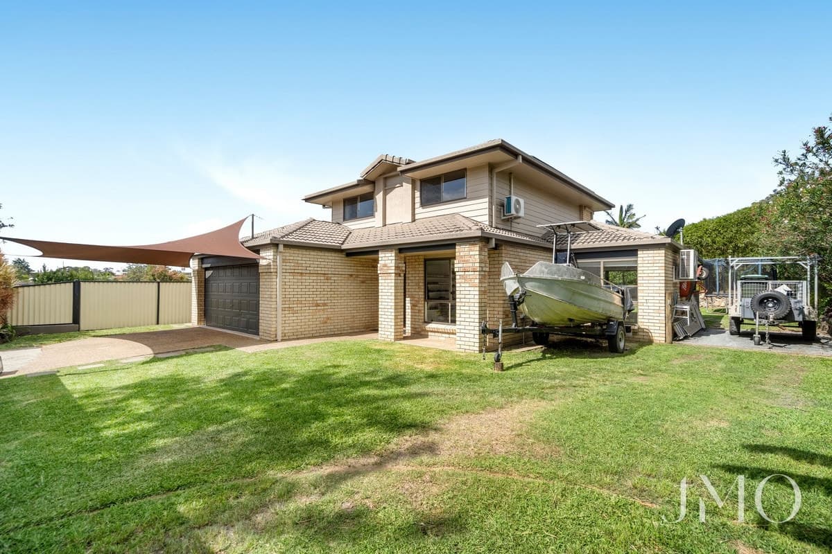 8 Lancelot Crescent, Ormeau, Ormeau - Thumbnail 3