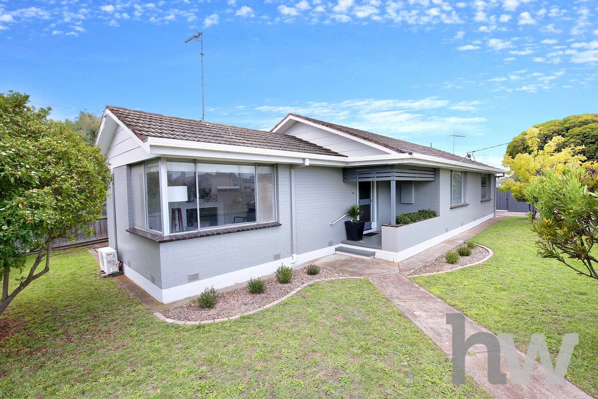 35 Westmoreland Street, ST ALBANS PARK VIC 3219, St Albans Park - Thumbnail 2