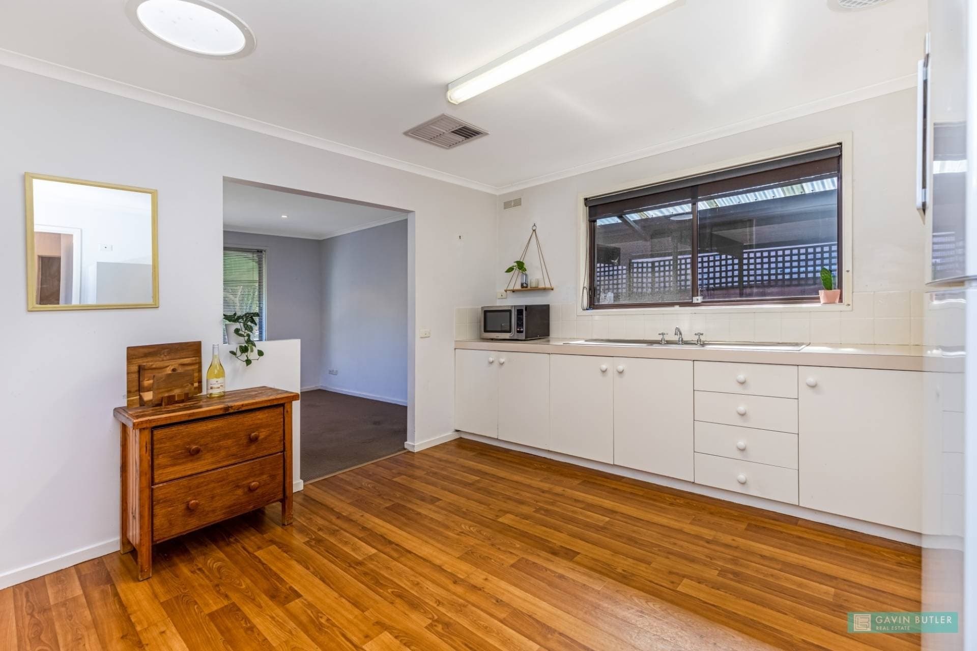 Unit 1, 4 Locliff Ave, Strathdale, VIC, Strathdale - Thumbnail 3