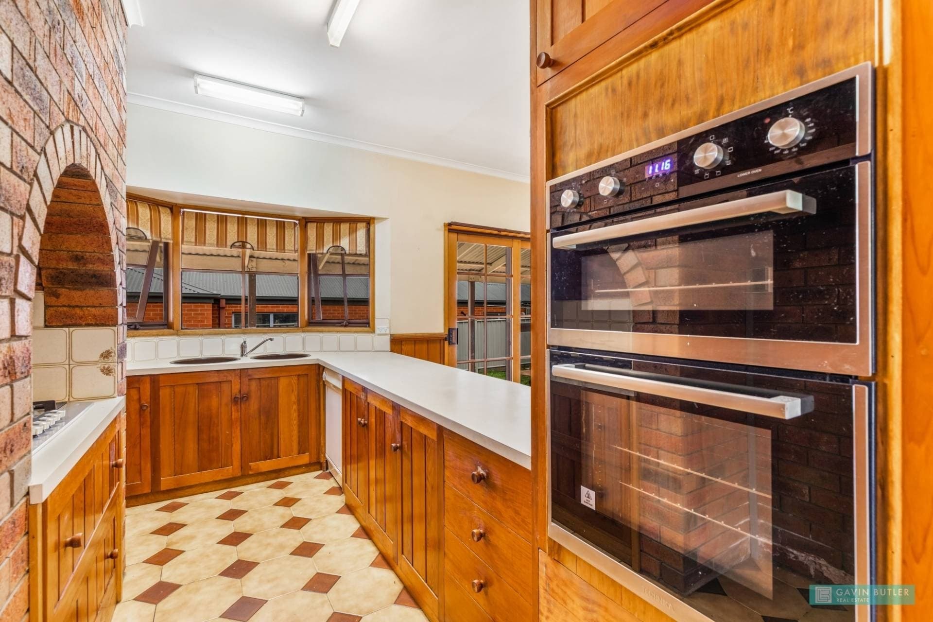 1 Button St, Strathdale, VIC, Strathdale - Thumbnail 3