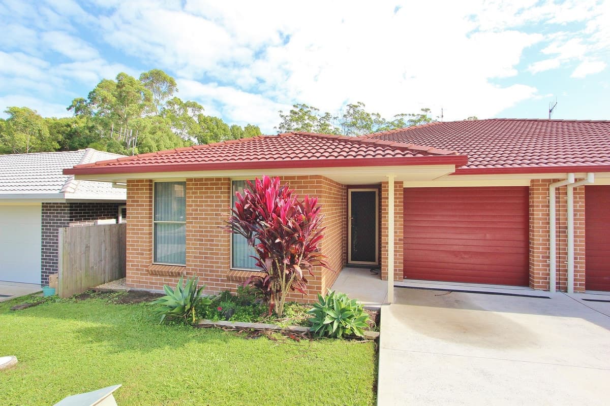 9 Charlotte Place, Kendall, Kendall - Thumbnail 3