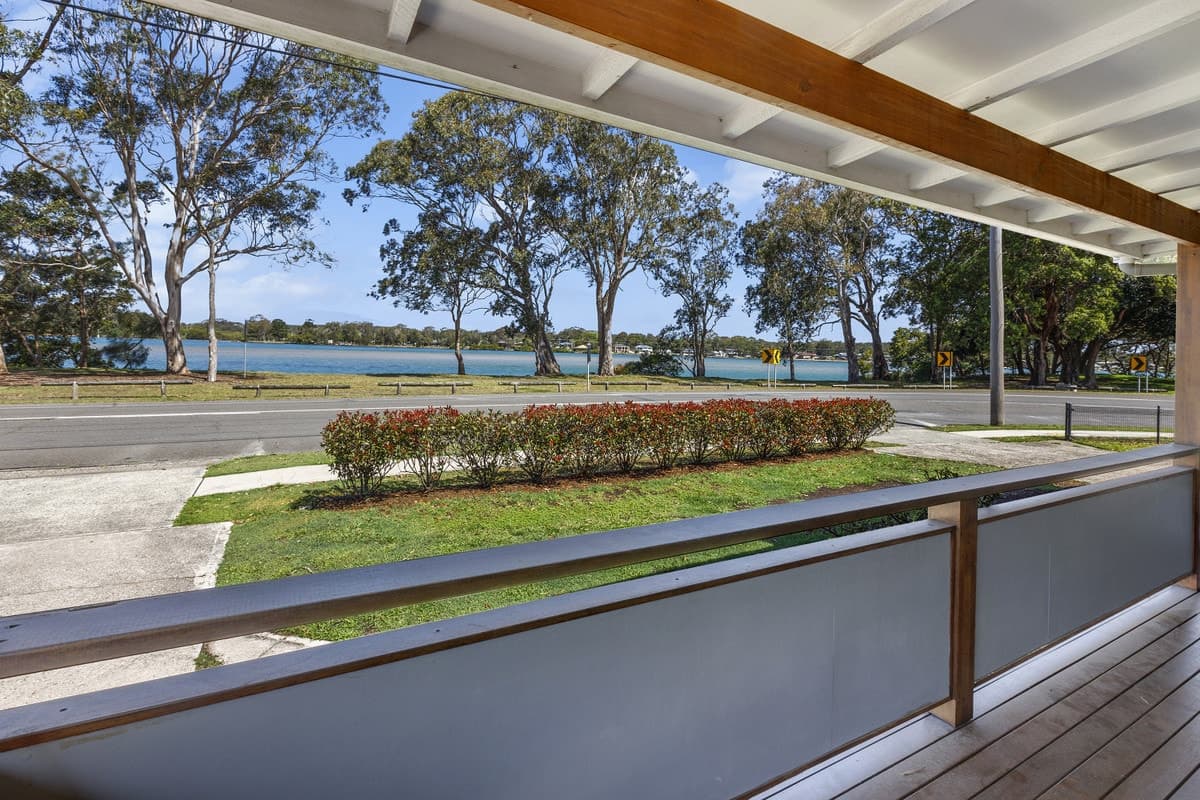 551 Ocean Drive, North Haven, North Haven - Thumbnail 4
