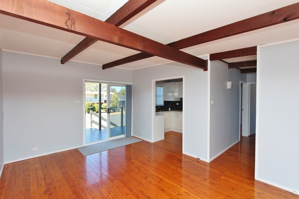 13 Bayside Avenue, North Haven, North Haven - Thumbnail 4