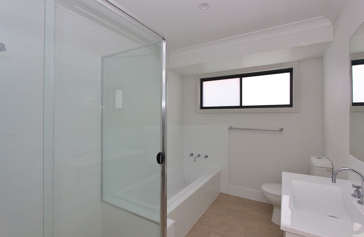 50 Cleone Drive, Kendall, Kendall - Image 1