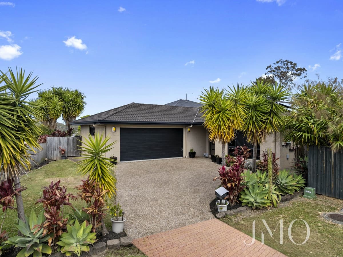 27 Lancelot Crescent, Ormeau, Ormeau - Image 1