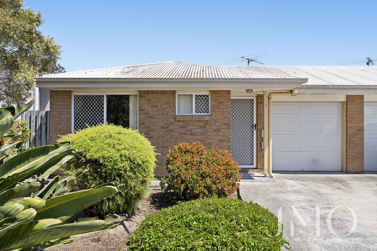 3/18-22 Maywood Street, Loganlea, Loganlea - Image 1