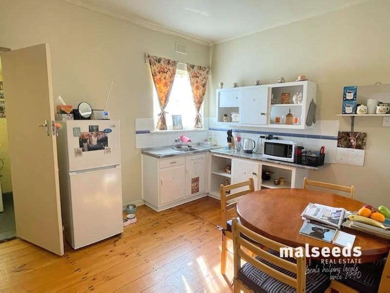 26 & 28 McCourt Street Millicent SA, Millicent - Thumbnail 4
