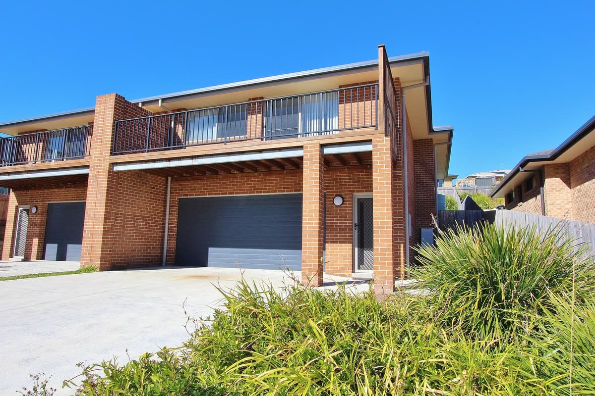 10 Charlotte Place, Kendall, Kendall - Thumbnail 3