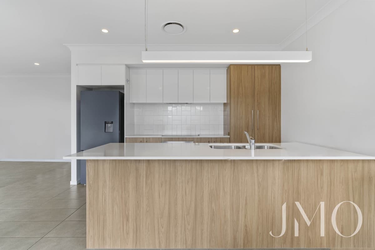 5 Forest Avenue, Ormeau, Ormeau - Thumbnail 2