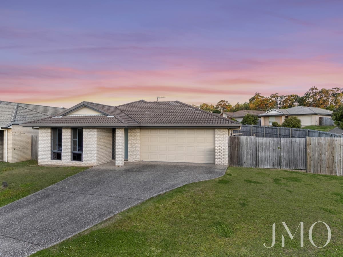 11 Myrtle Avenue, Ormeau, Ormeau - Thumbnail 2