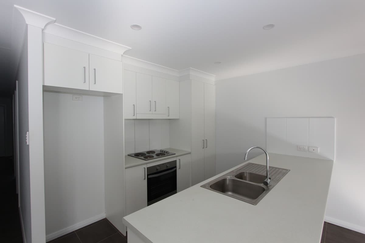 11 Charlotte Place, Kendall, Kendall - Image 1