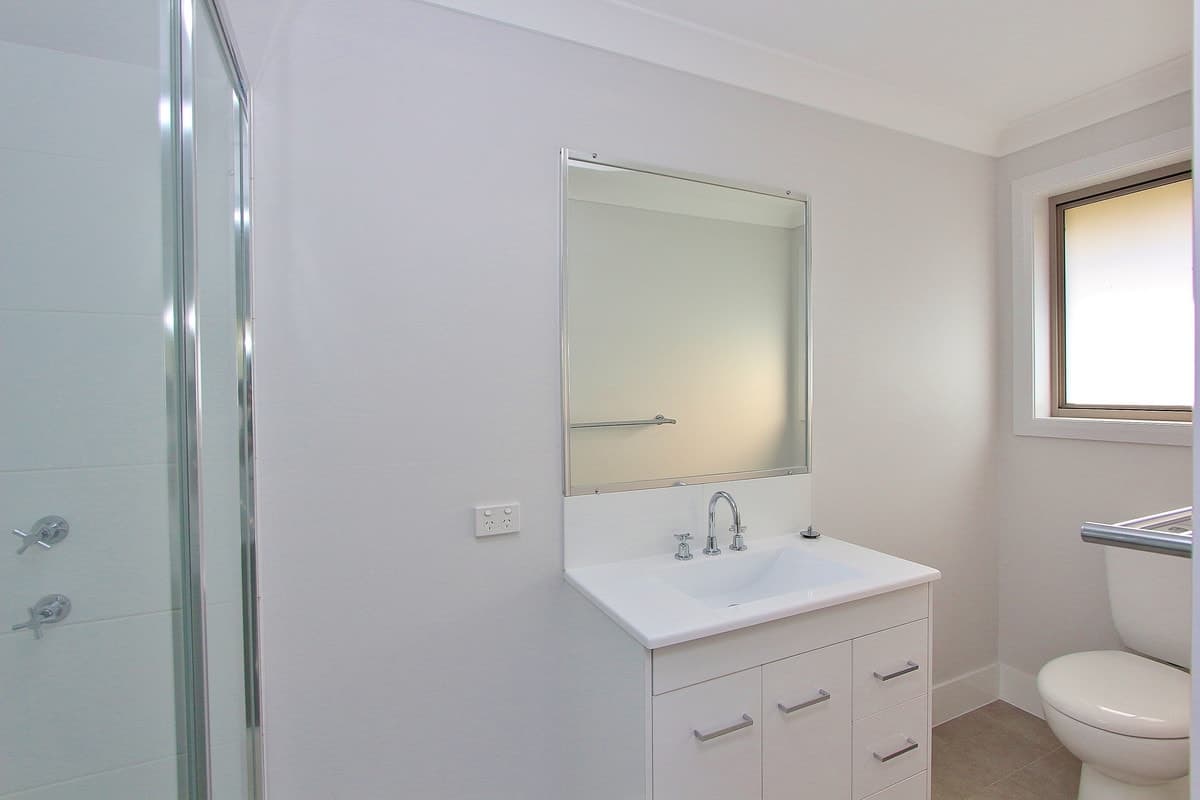 12 Charlotte Place, Kendall, Kendall - Thumbnail 8