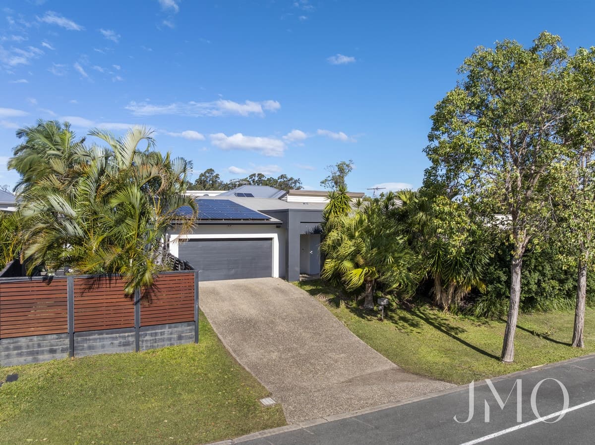 2/31 Emmaville Crescent, Ormeau, Ormeau - Image 1