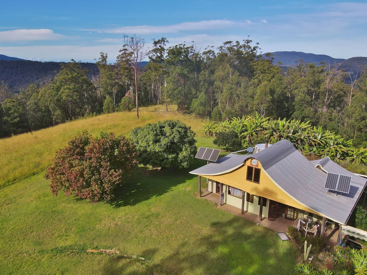 192 The Ridge Way, Black Creek, Black Creek - Thumbnail 3