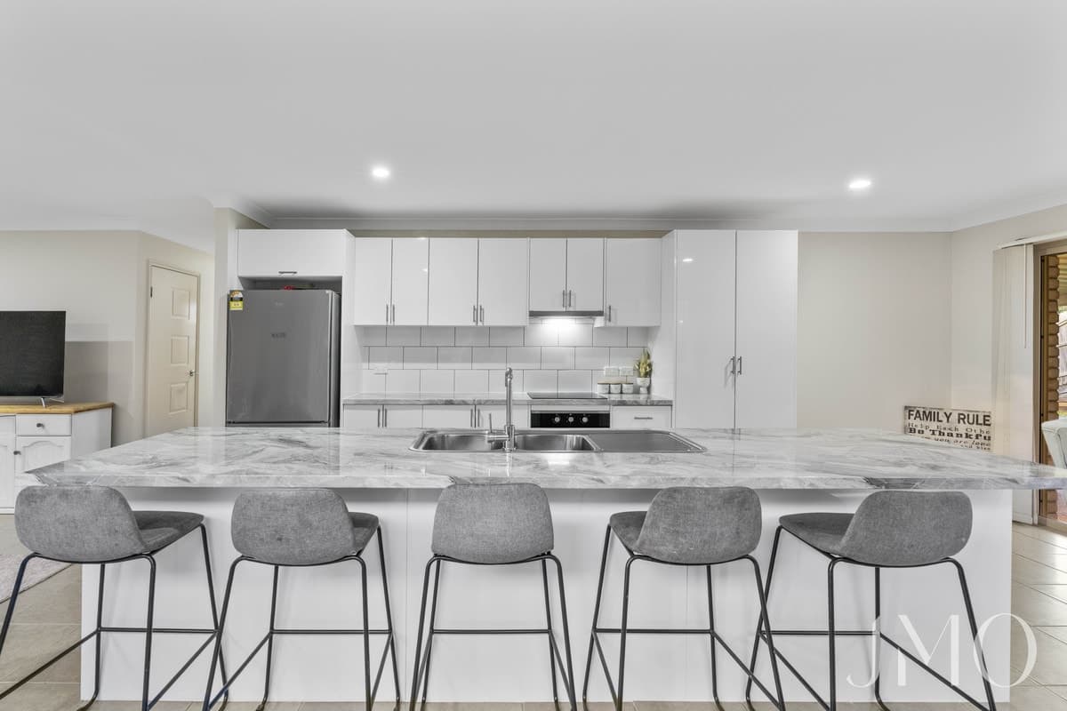 6 Antonia Place, Ormeau, Ormeau - Thumbnail 3