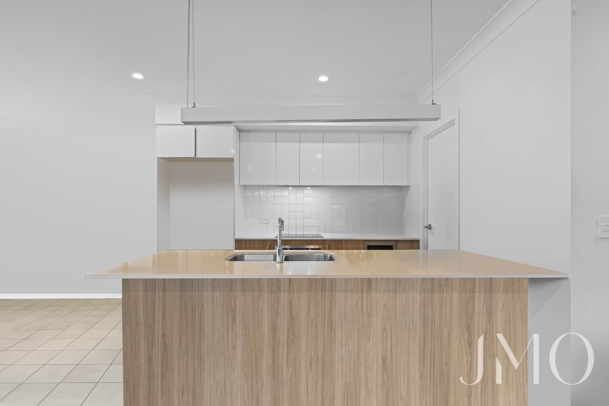 16 Woodland Court, Ormeau, Ormeau - Thumbnail 2